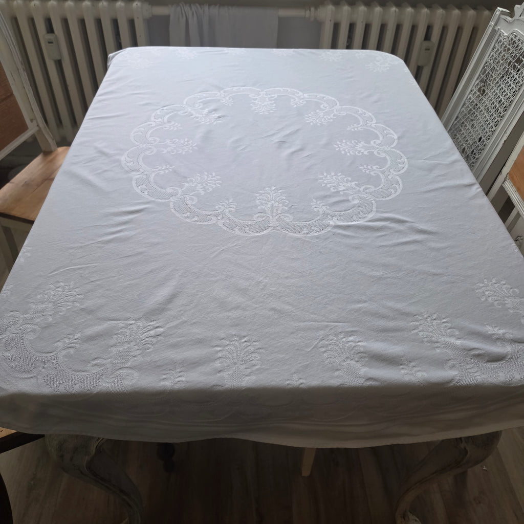 Vintage Irisette Damast-Tischdecke – Rund - 100% Baumwolle - weiß mit Ornamenten - 150cm