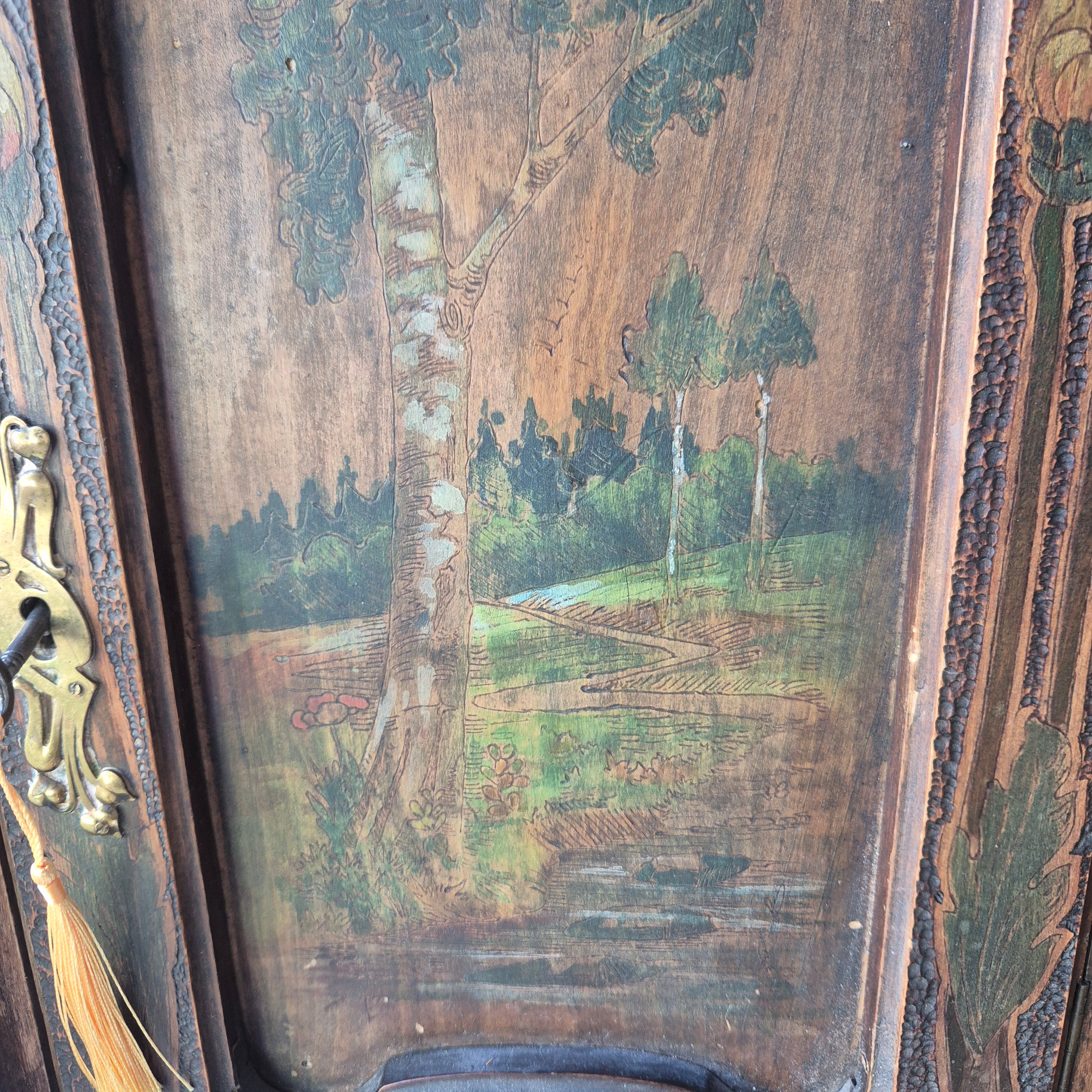 Antikes Jugendstil Hängeschränkchen - Apothekerschrank -  Nadelholz Handbemalt um 1880