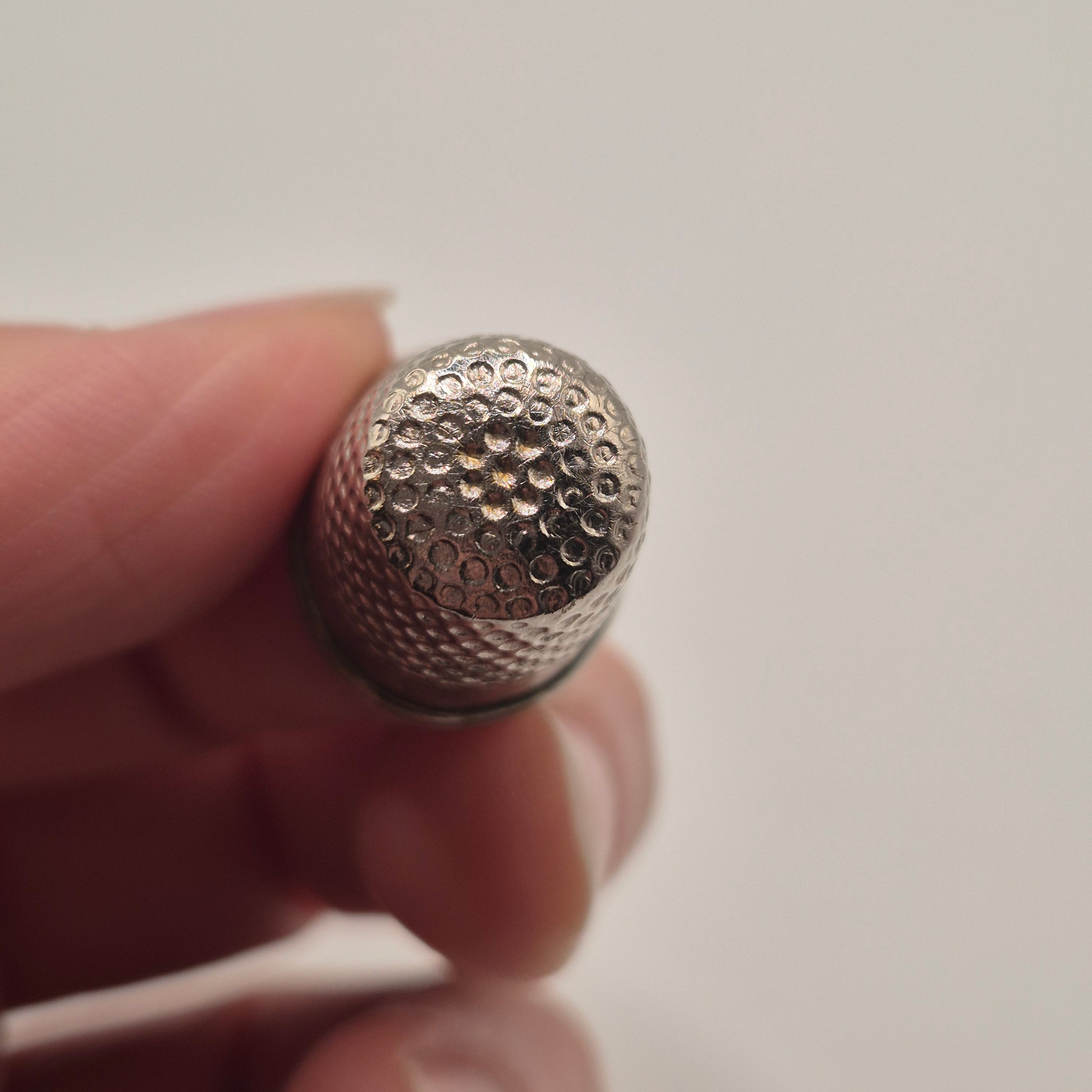 3x Uralte Fingerhüte Metall