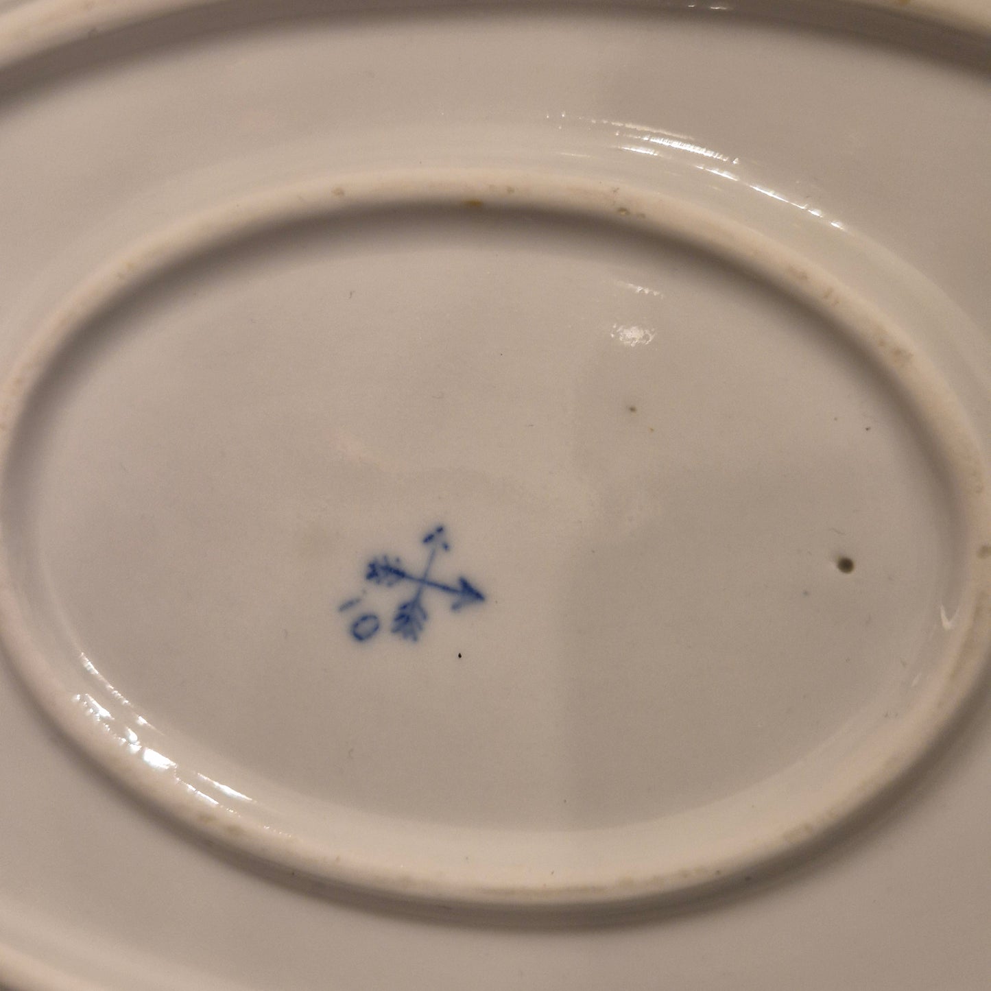 Antike Sauciere blau weiß mit festem Unterteller Porzellan Kalk in Eisenberg/Thüringen