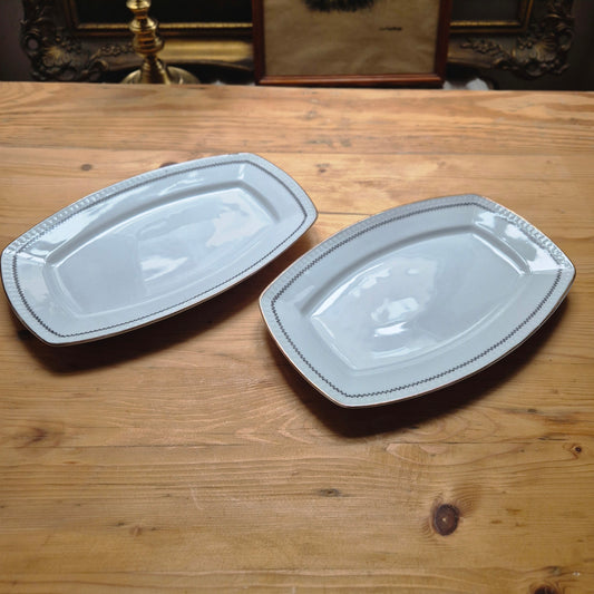 2x Alte Servierplatten Teller Vintage Silesia Porzellan weiß gold schwarz