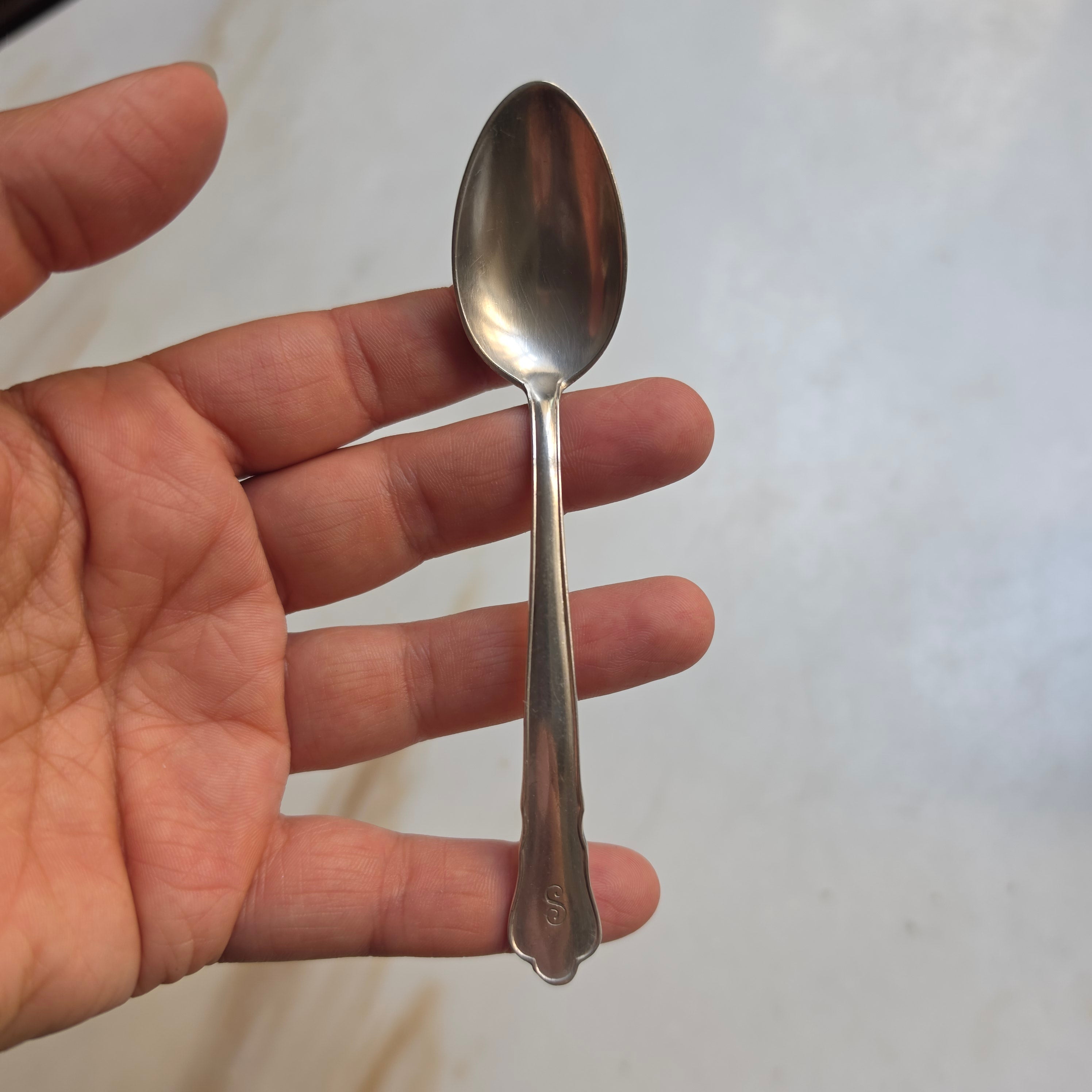 Antiker Versilberter Kaffeelöffel / Teelöffel mit Monogramm-Gravur „S“ & Schwedischer GAB-Punze