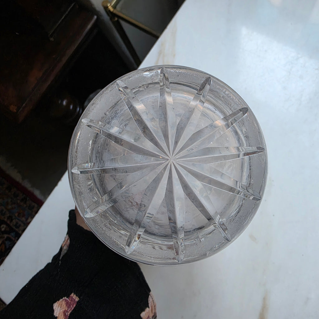 Vintage Kristall-Vase mit dynamischem Wirbelschliff & Sternenmuster | Schweres Bleikristall, Mid-Century Prunkvase