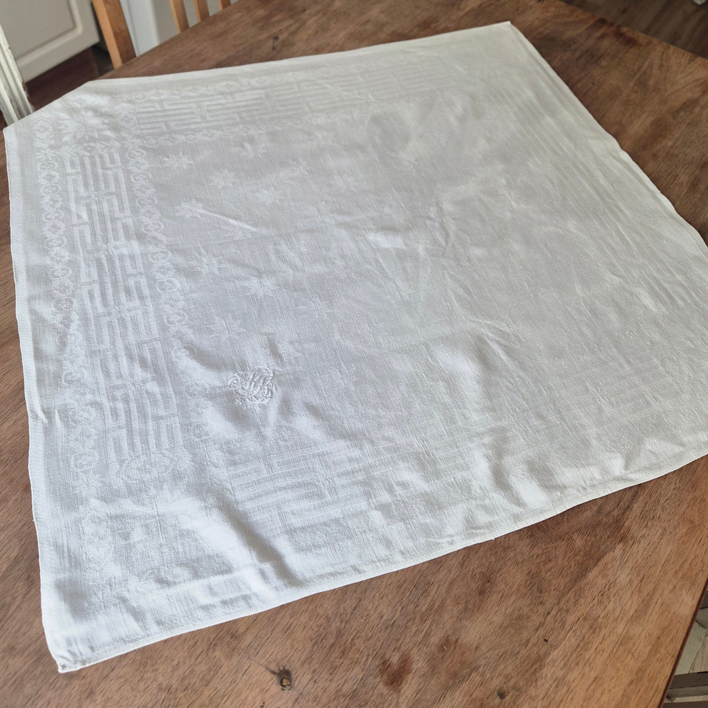 Antike Jugendstil Serviette/Mitteldecke weiß 69x63cm Damast Monogram M.B.