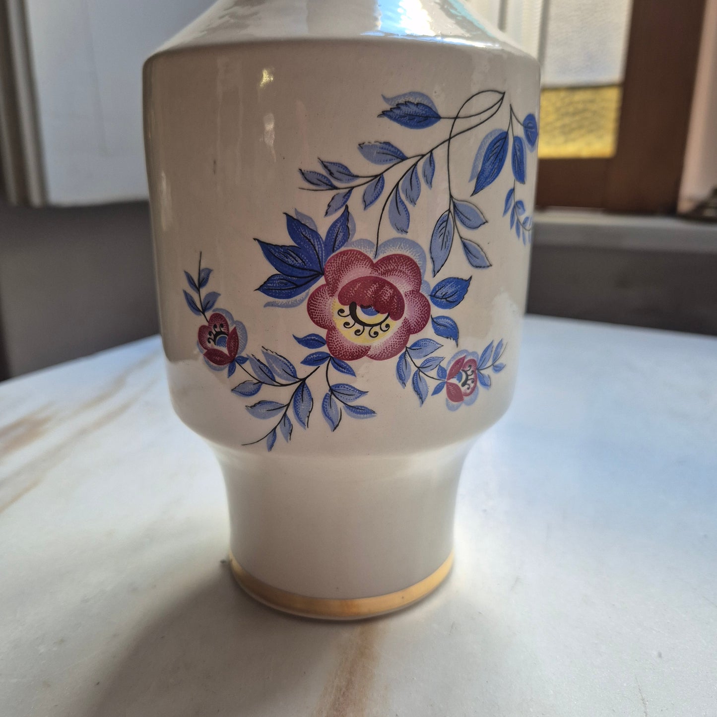 Vintage Design-Vase – Handgefertigte Keramik mit abstrakter Glasur & Relief