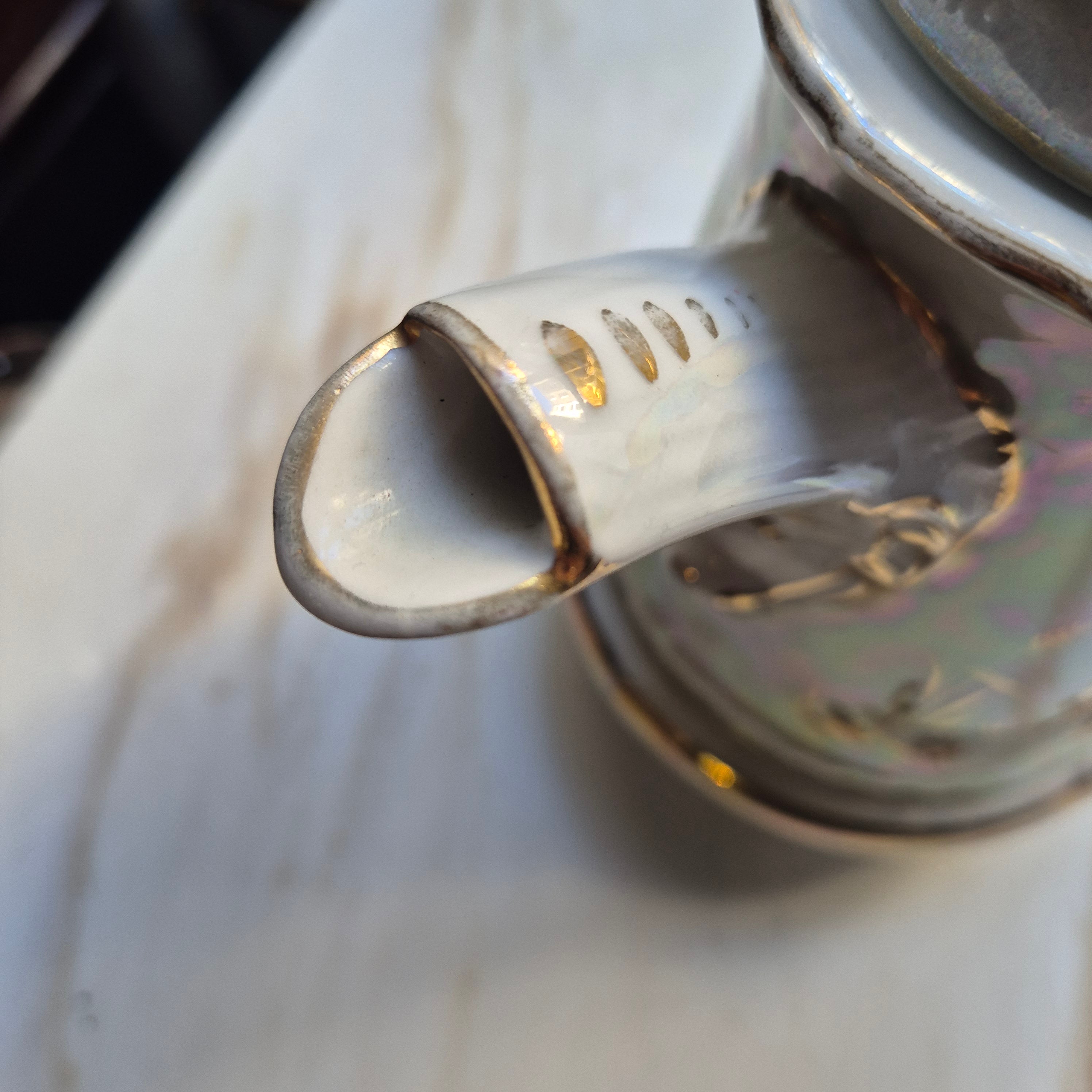 Antike alt böhmische Kaffeekanne handbemalt mit Goldakzenten C.T. Altwasser