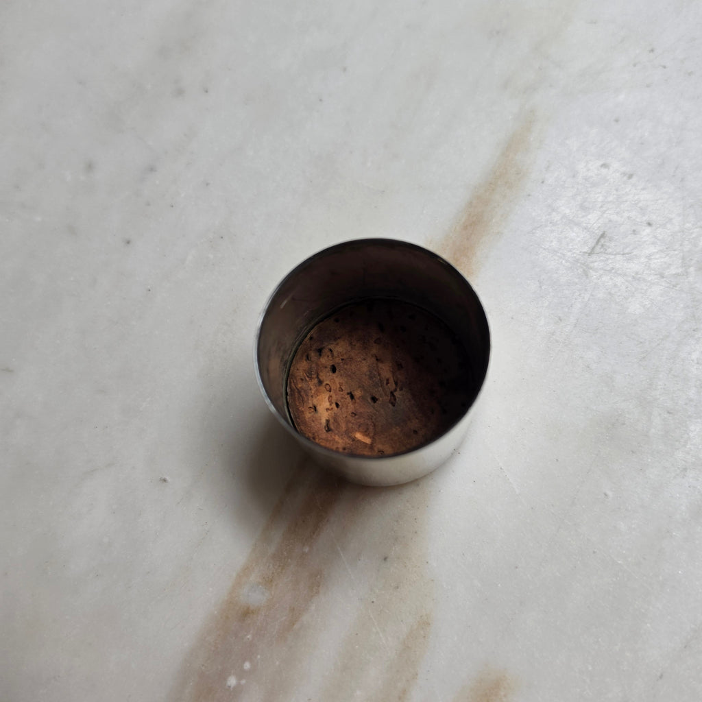 Antiker Vintage Cocktail-Shaker aus Alpaka mit Gravur „Für frohe Stunden Kurt“