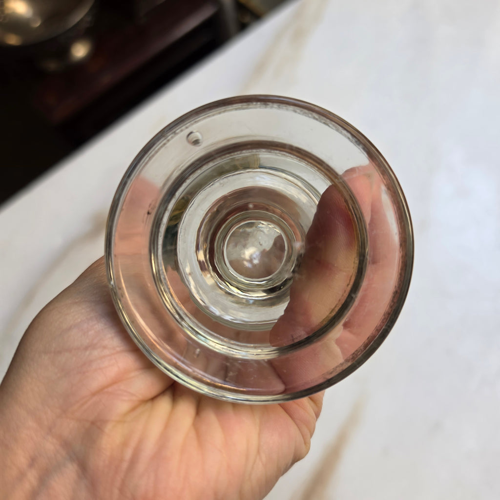 Antikes Jugendstil Likörglas / Schnapsglas – Handgemalt mit Emaille-Dekor & Goldstaffage - um 1900