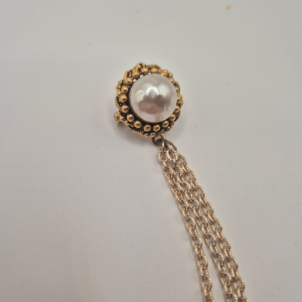 Elegante Vintage Kettenbrosche – Zeitloser Perlen-Chic für jeden Anlass