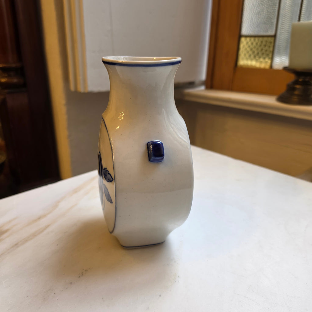 Vintage Gschel Keramik-Vase aus der UdSSR – Handbemaltes Blau-Weiß Porzellan mit Blumenmotiv
