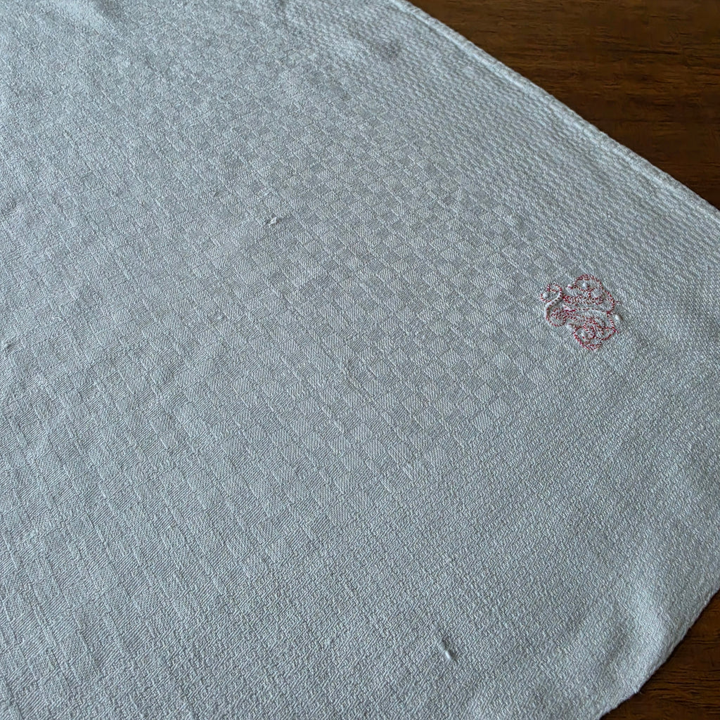 Antike Jugendstil-Mitteldecke - Serviette mit handgesticktem Monogramm M.T. – um 1900 - 69x69cm