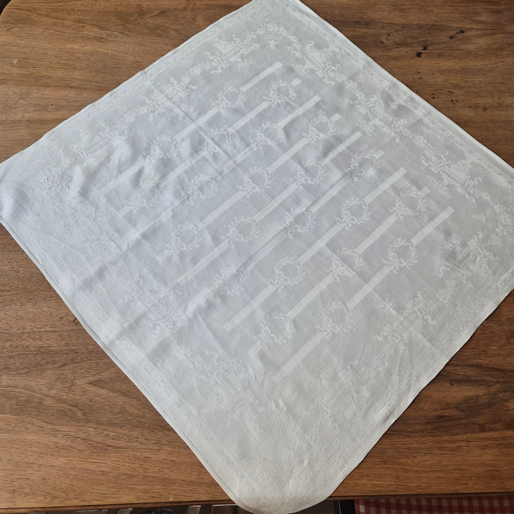 Antike Jugendstil Serviette oder Mitteldecke mit Monogramm E.H