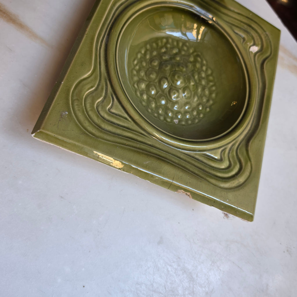Antike Jugendstil Kachel Ofenkachel Grün
