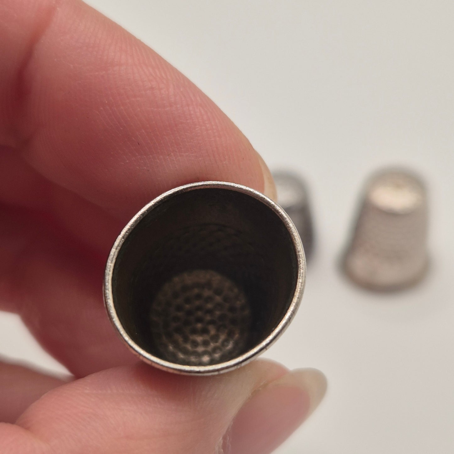 3x Uralte Fingerhüte Metall