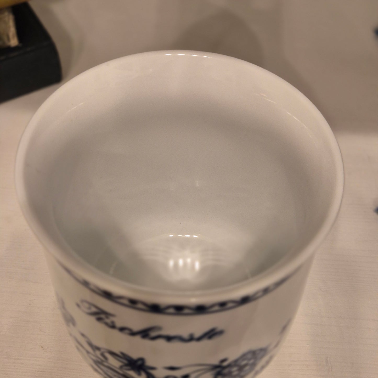 Vintage Übertopf Topf Gefäß für Tischreste Triptis Porellan Zweibelmuster