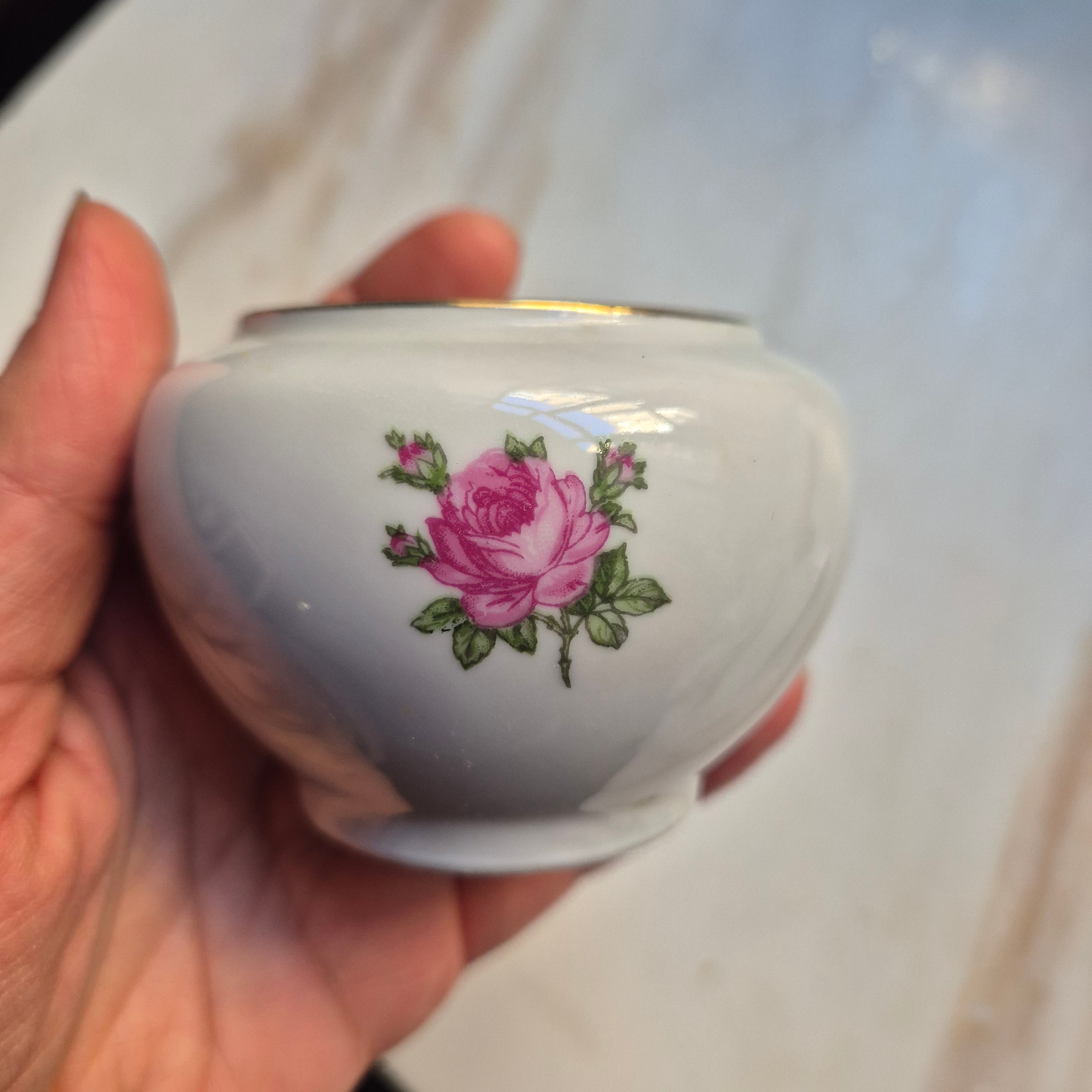 Vintage DDR Zuckerdose mit Rosendekor Kästner Saxonia Porzellan weiß rosa
