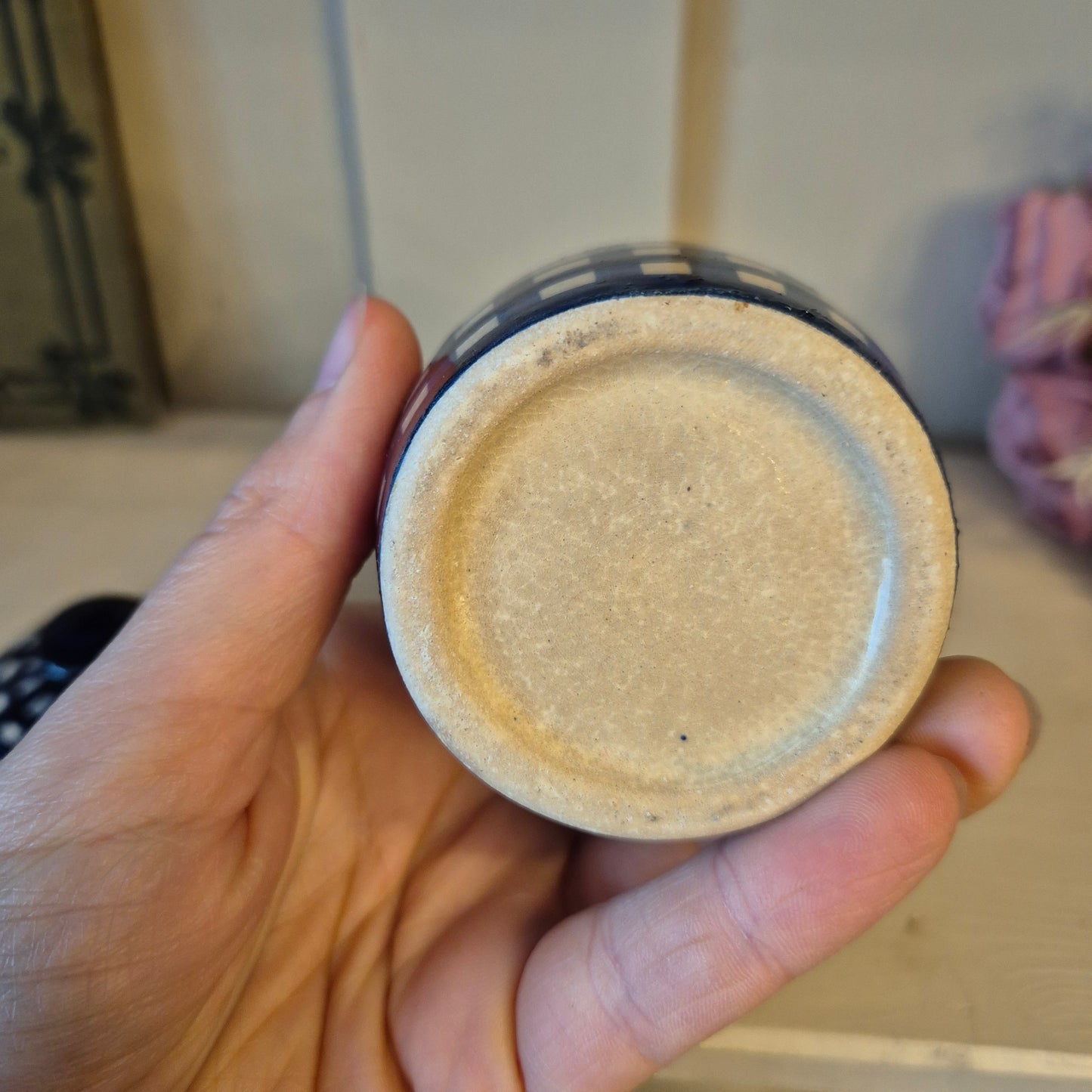 Alte kleine Keramik Gewürzdose mit Deckel mit Aufschrift " Senf" blau weiß