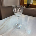 Elegantes Vintage Kristallglas mit Weintrauben-Gravur – Handgeschliffen