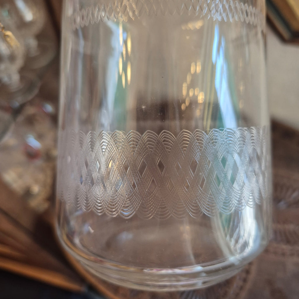 Edle Jugendstil Karaffe Glas geschliffen Muster für Wein