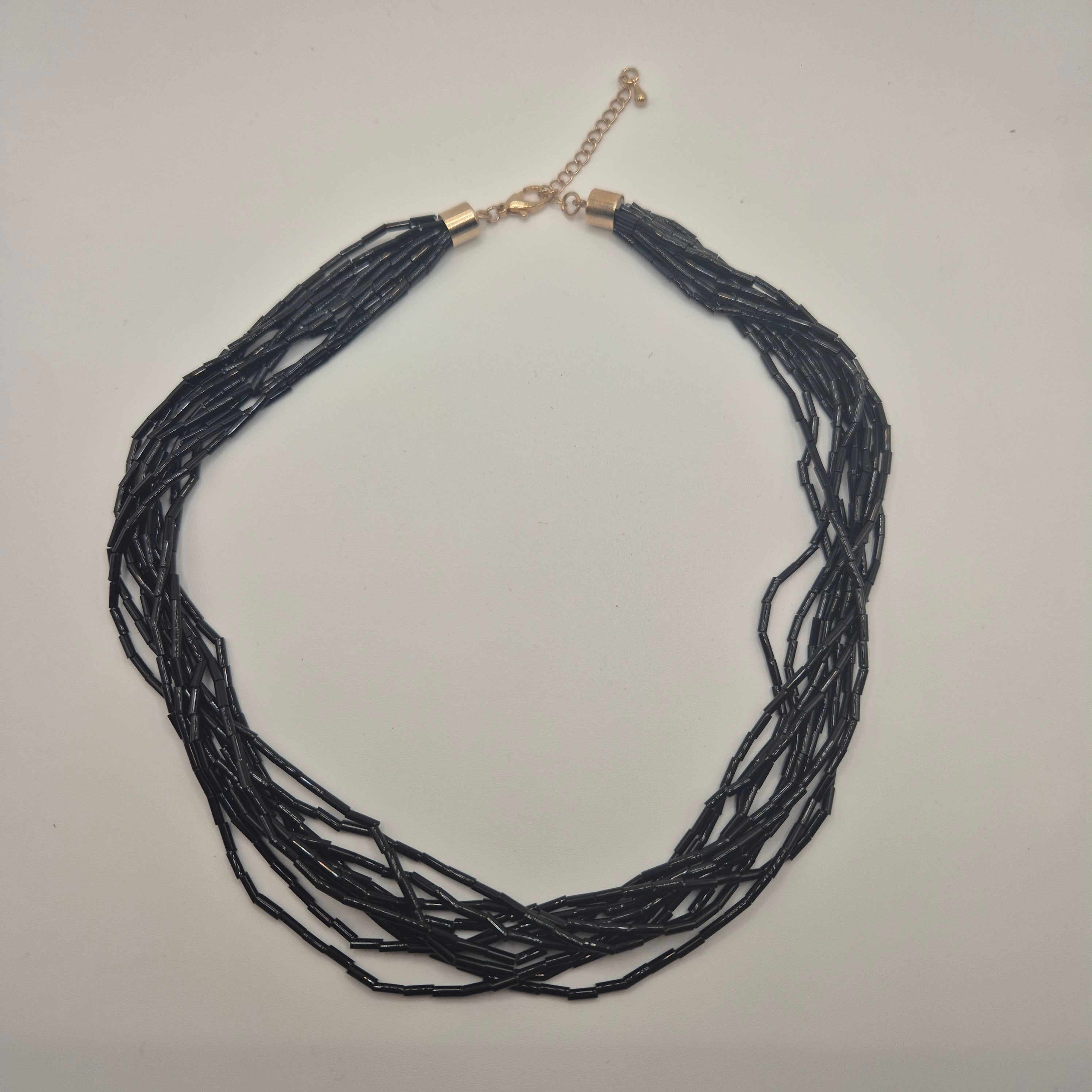 Vintage Statement-Kette | Schwarze Glasperlen | Mehrreihig