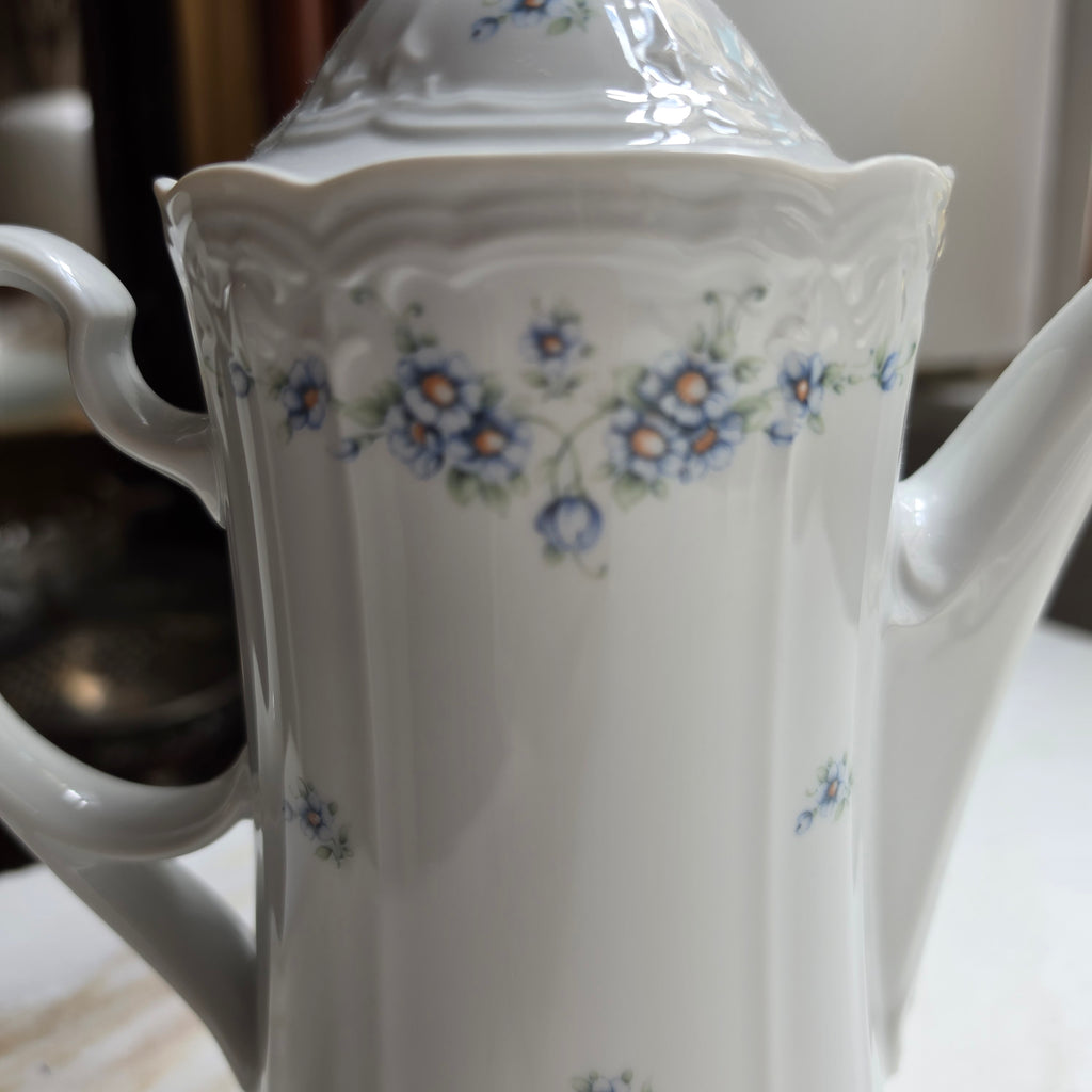 Seltmann Weiden "Julia" - Porzellan Kaffeekanne - mit Floralmuster