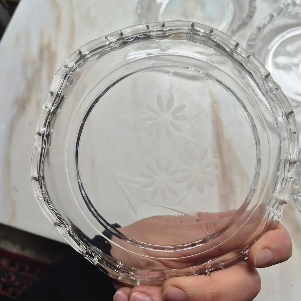 6x Vintage Glas oder Bleikristall Schalen Kuchen Teller mit Blumenmuster