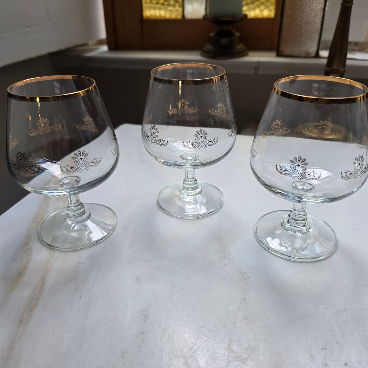 4x Vintage Cognacgläser - Schwenker Set mit Goldrand & Filigranem Ornament-Muster
