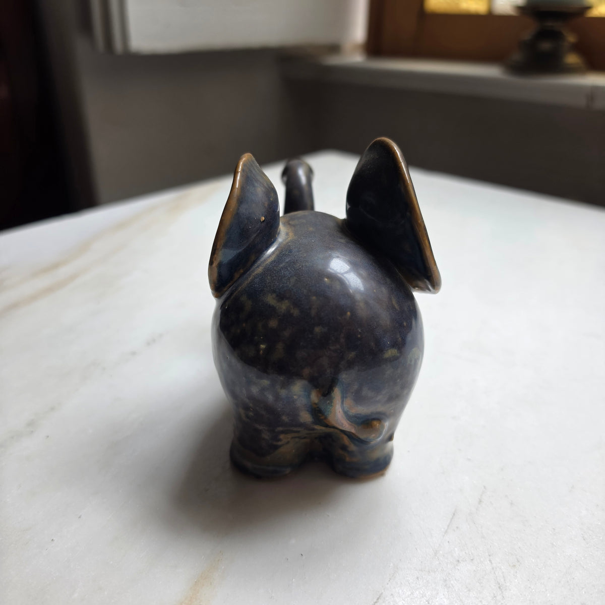 Handgefertigte Keramik-Elefantenfigur – Blau-Gefleckt