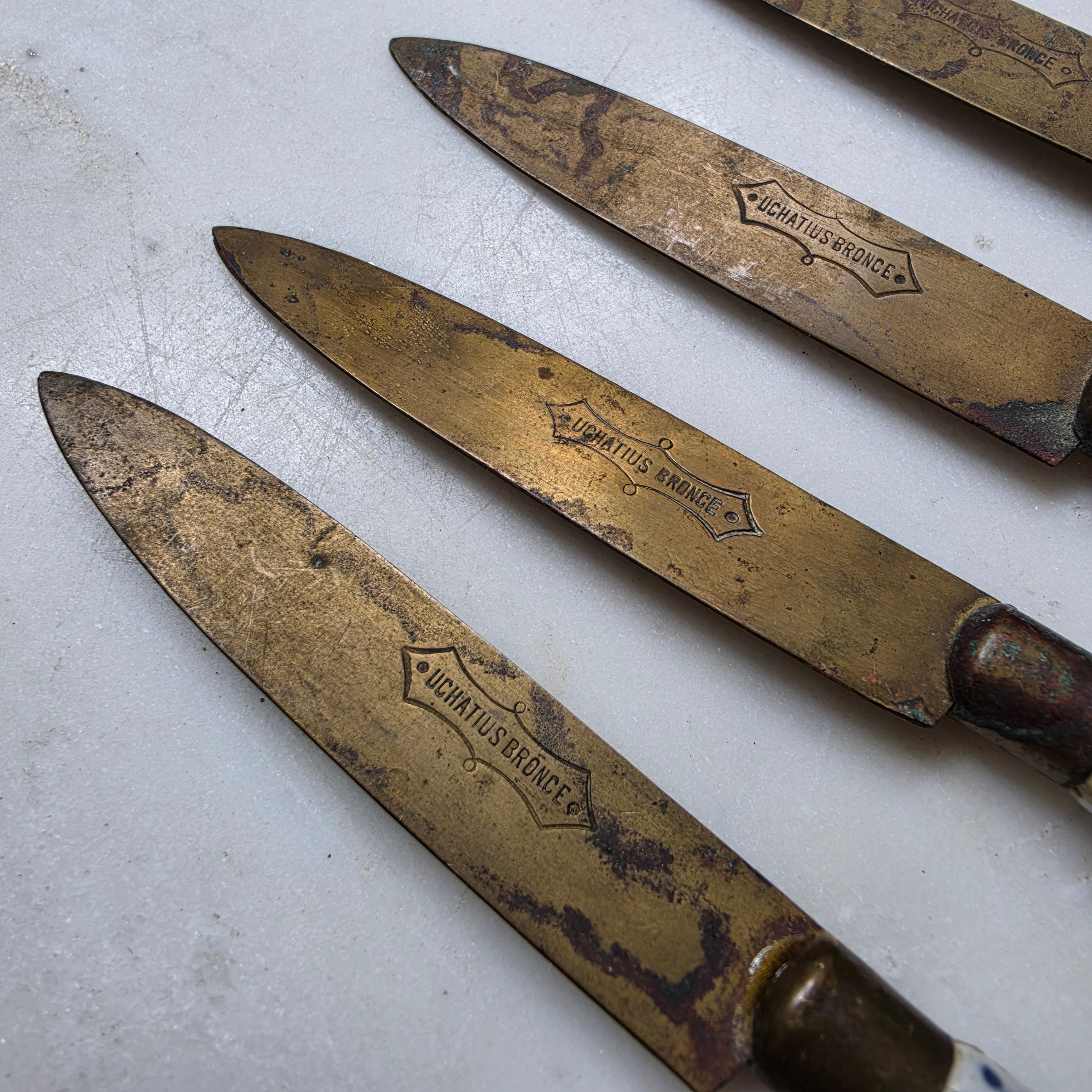 Antike Obstmesser - Porzellan - Uchatius Bronce - Zwiebelmuster