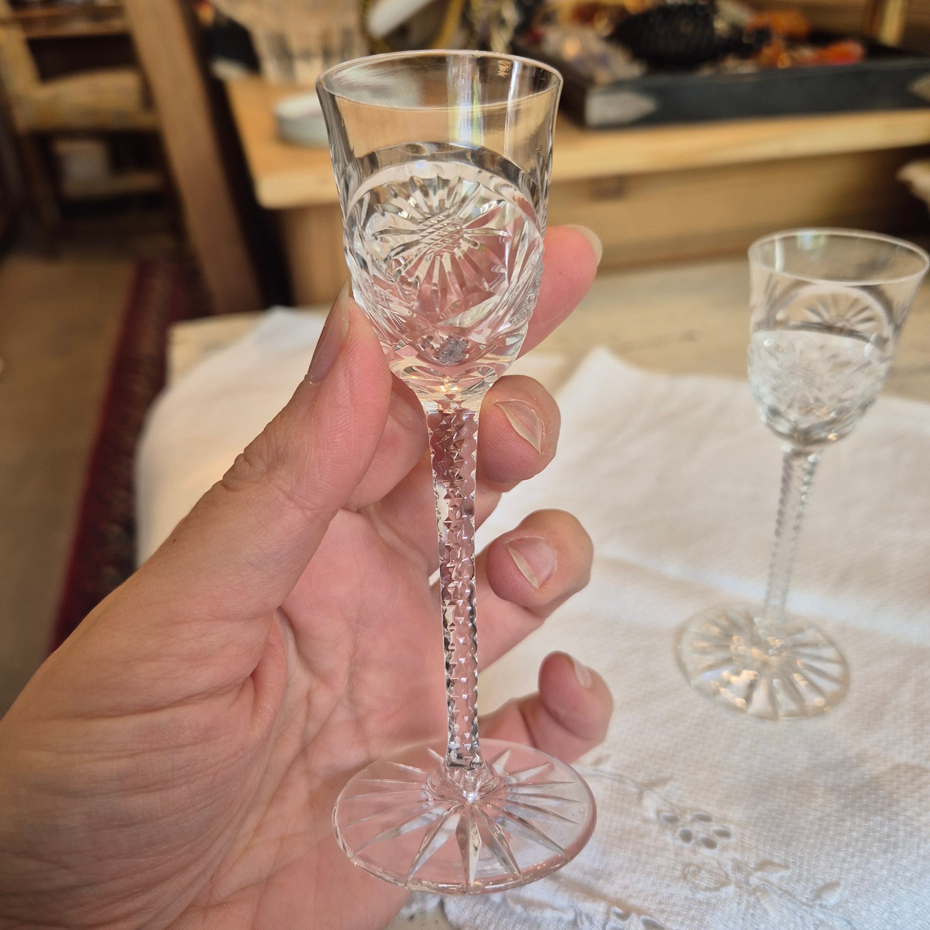 2x Vintage Kristall Schnaps Likör Wein Gläser Mid-Century Cocktail Bar klein