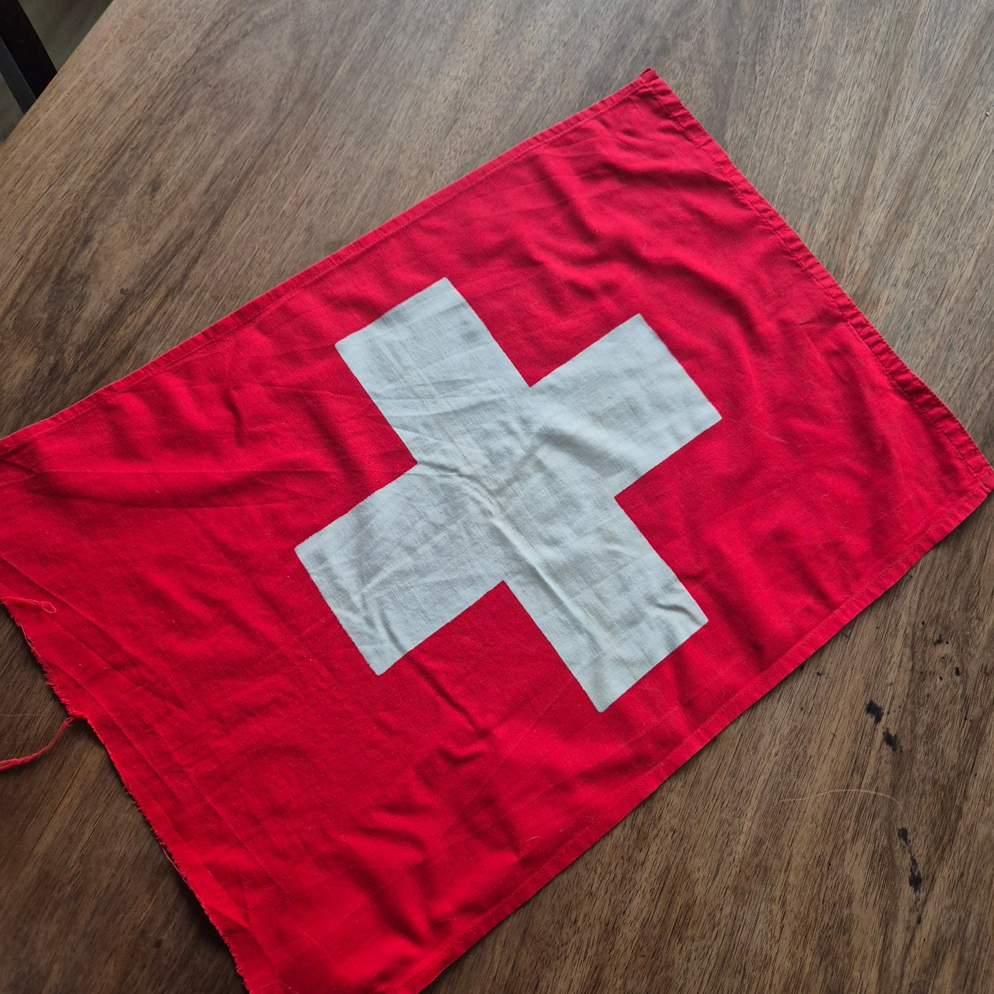 Vintage alte Stoff Flagge Schweiz weißes Kreuz 41x58cm