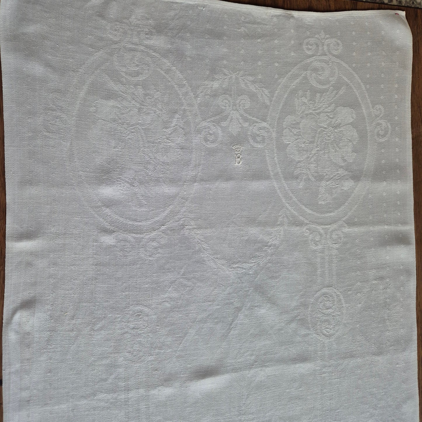 Jugendstil Küchen-&Geschirrtuch Damast mit Initialen B. und Krone 50x115cm Baumwolle weiß
