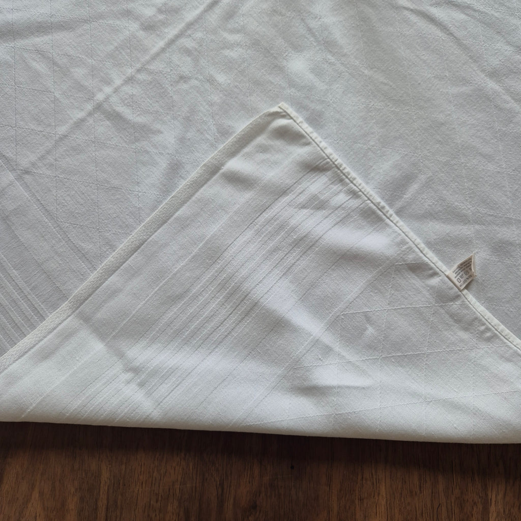 West Germany Baumwolle Serviette Mitteldecke Weiß 92x96cm Vintage 🤍