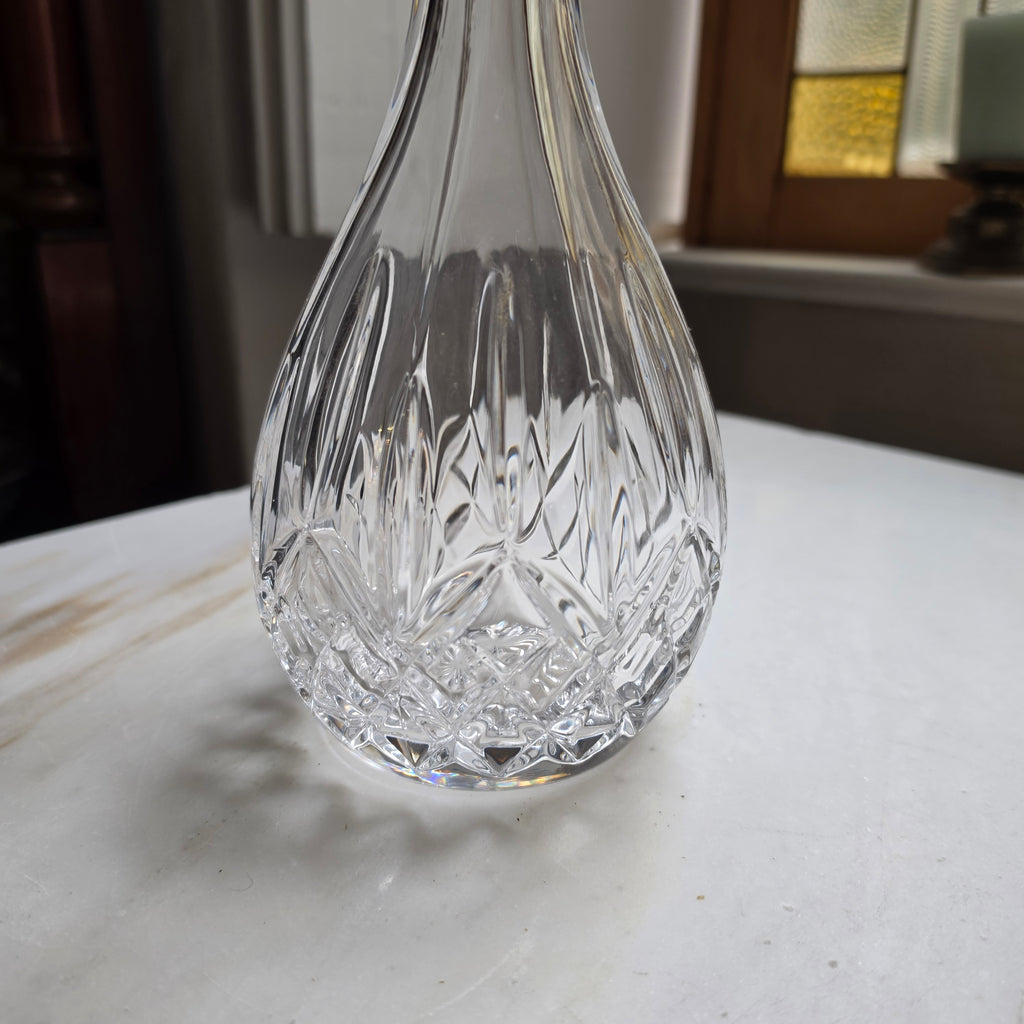 Edle Kristall-Karaffe mit Schliff & Kugelstopfen – Elegante Dekantierflasche für Whiskey, Likör & Wein