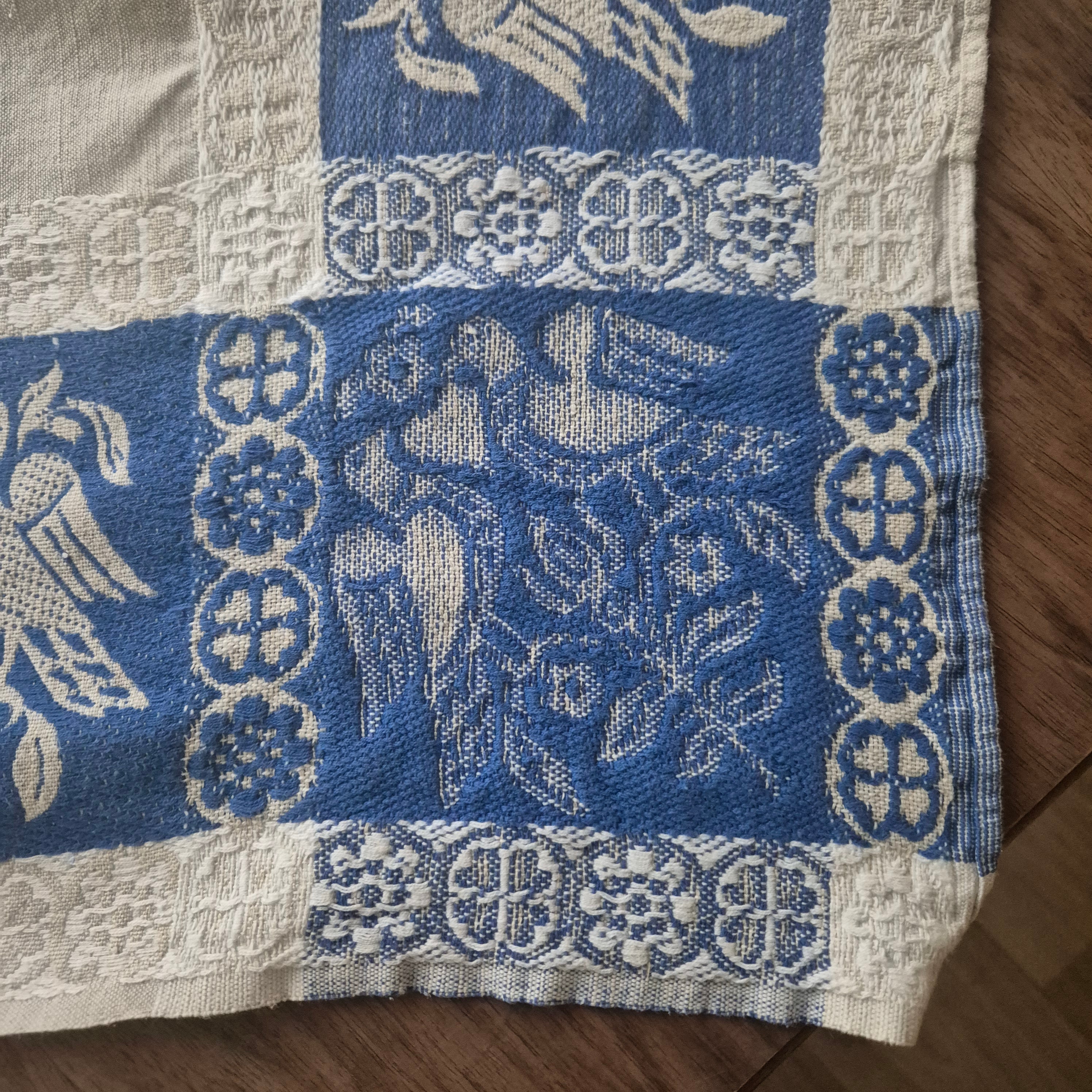 Antikes Jugendstil blau weißes Leinen Tuch Tischdecke Tauben Liebe 93x93cm