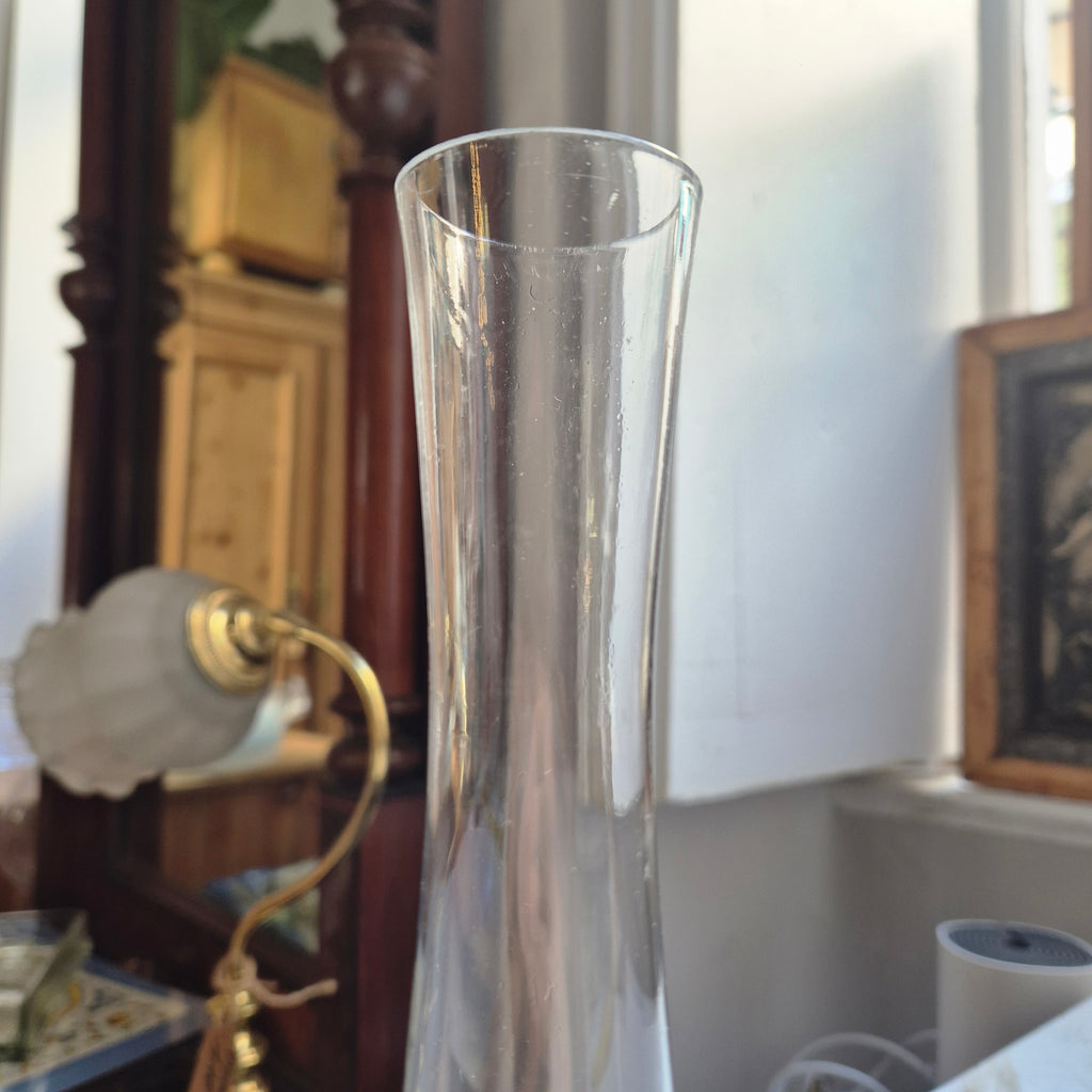 Vintage Glas Vase mit geschliffenem Traubenmotiv Dekor