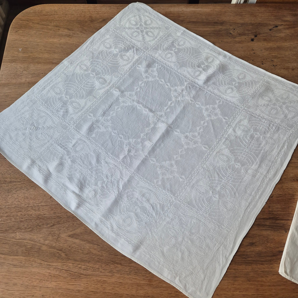 2x Antike Jugendstil Servietten mit Monogramm S.G
