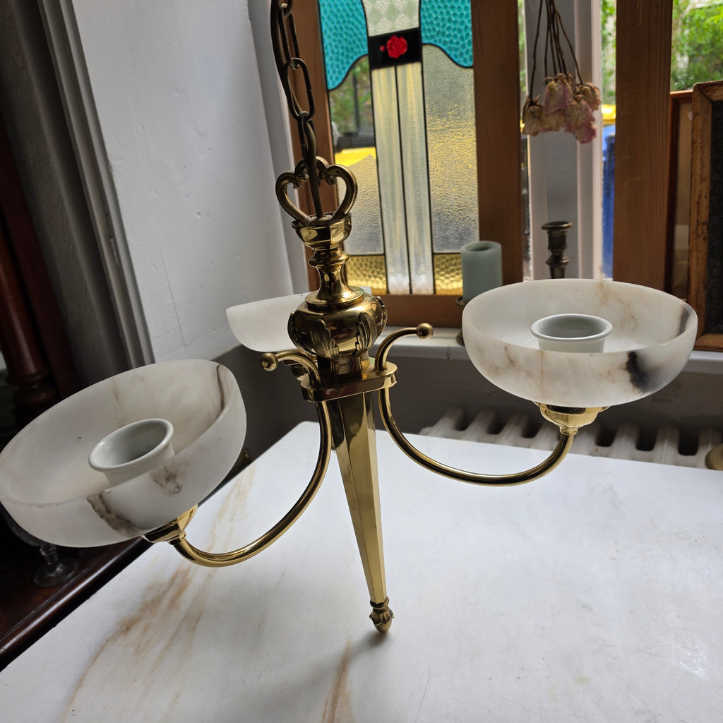 Art Jugendstil Deckenlampe - 3-armig mit Marmoroptik Glasschalen und Messing