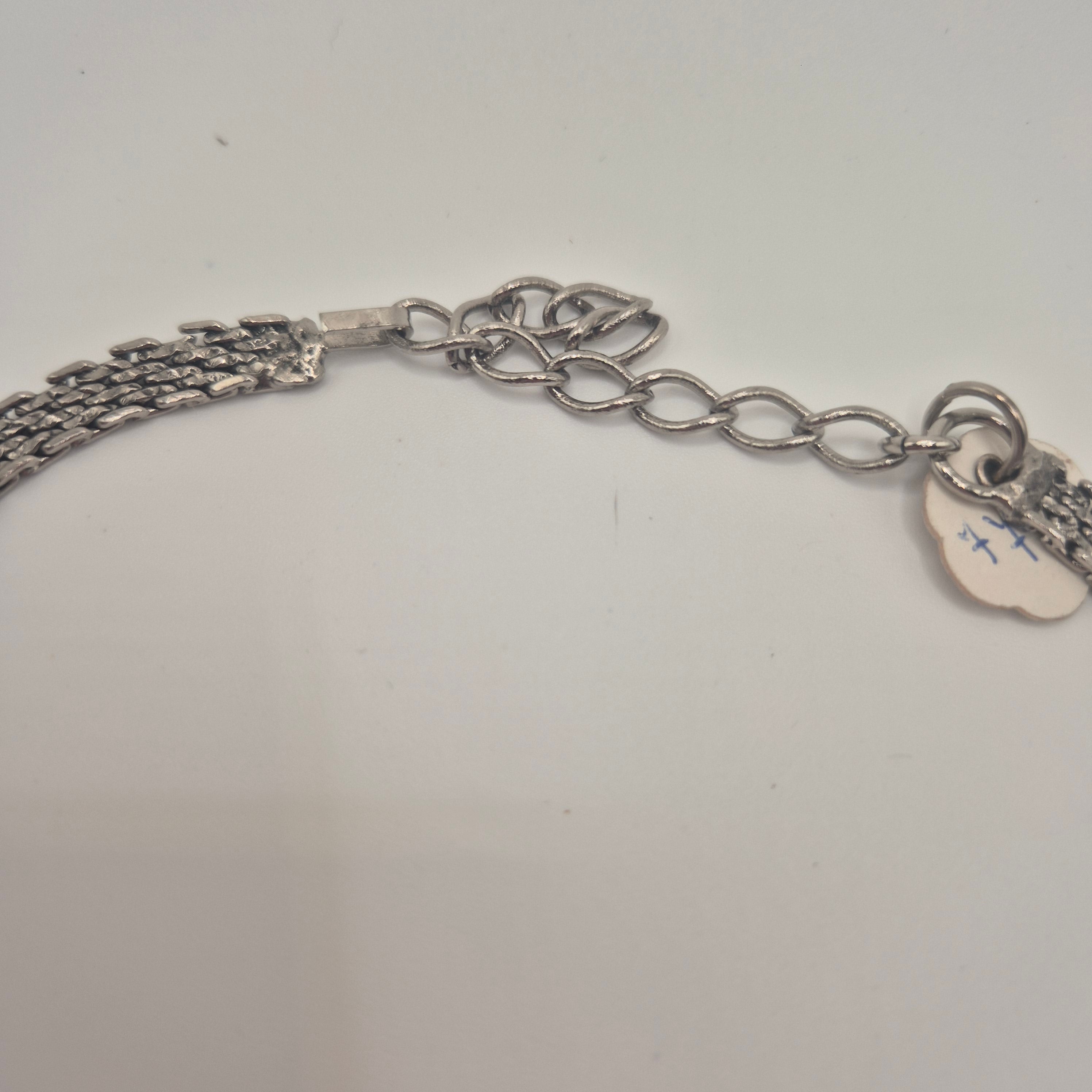 Statement Vintage-Collier – Altsilber-Optik mit dunkler Perle