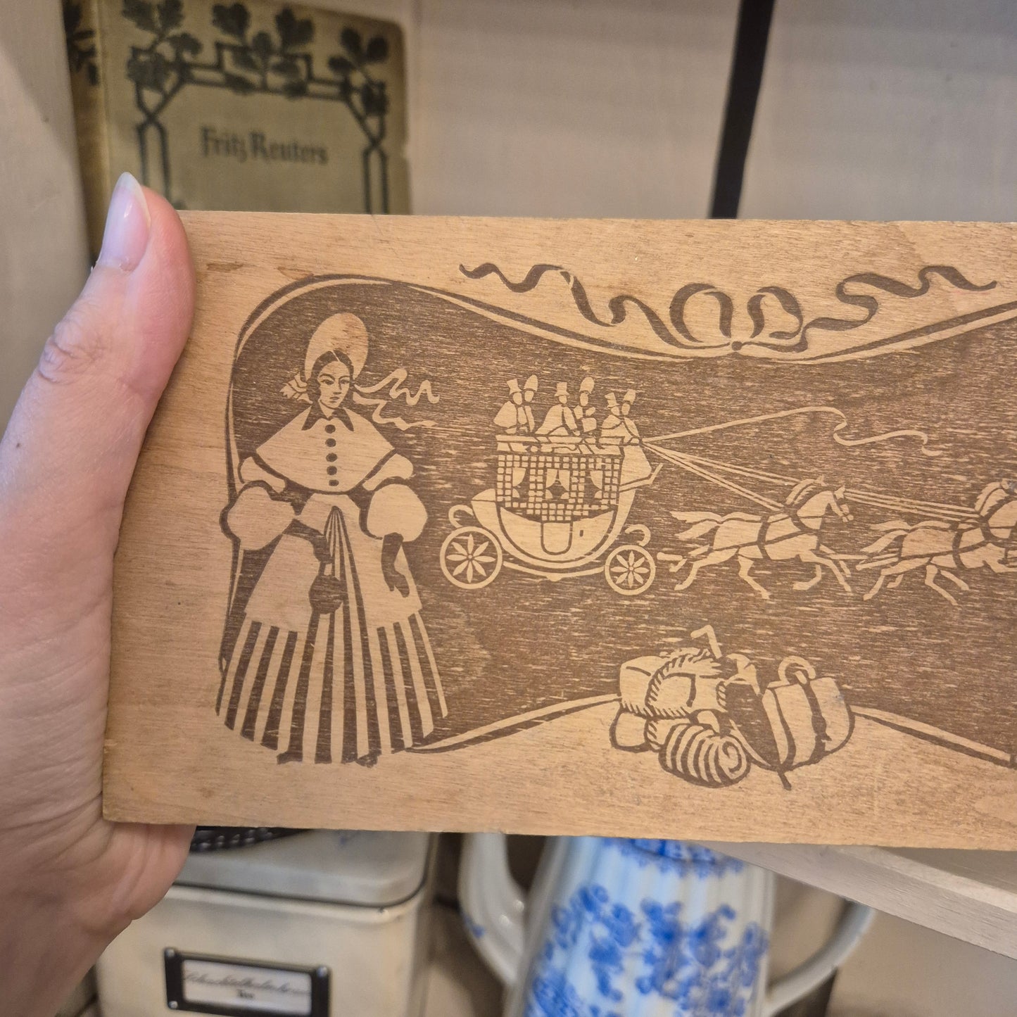 Alte dünne Holz Schachtel Kutsche Cinderella