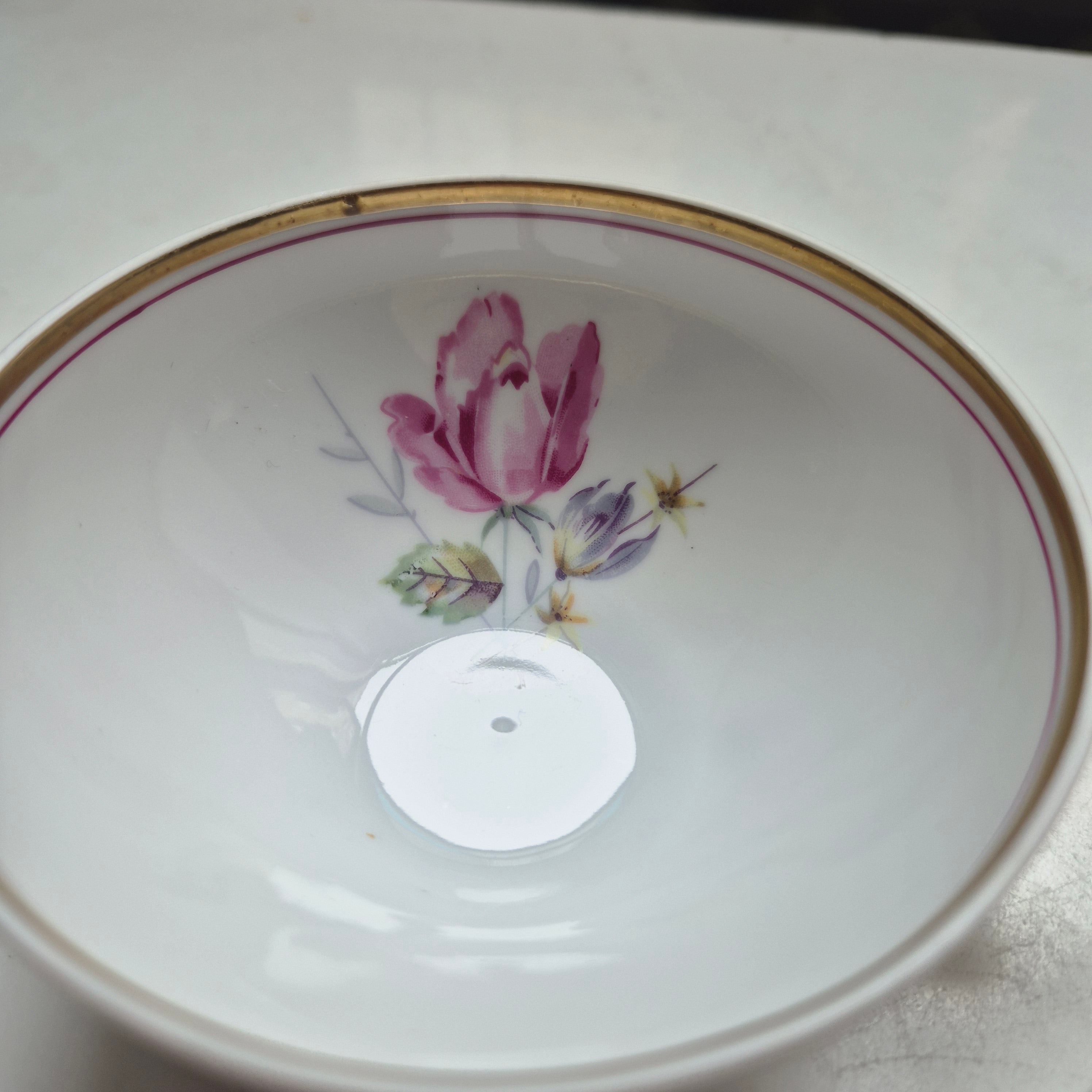 DDR Porzellan Gedeck 1x Tasse & 1x Kuchenteller mit Rosenmotiv