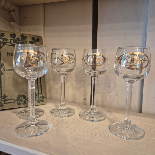 5x kleine 60er Jahre Weingläser goldrand transparent zeitlos schön!