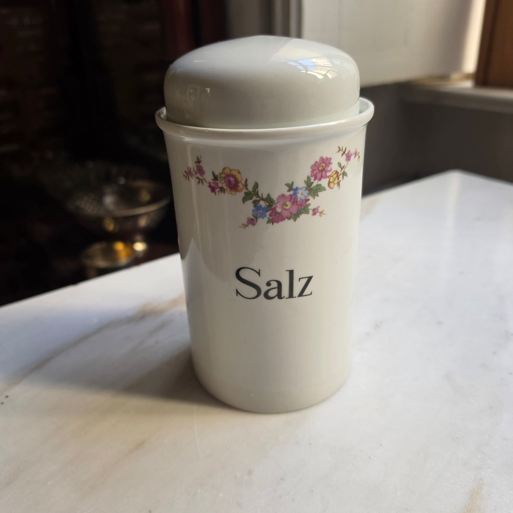 Vintage Porzellan-Salzdose mit Blumendekor – Colditz (DDR)