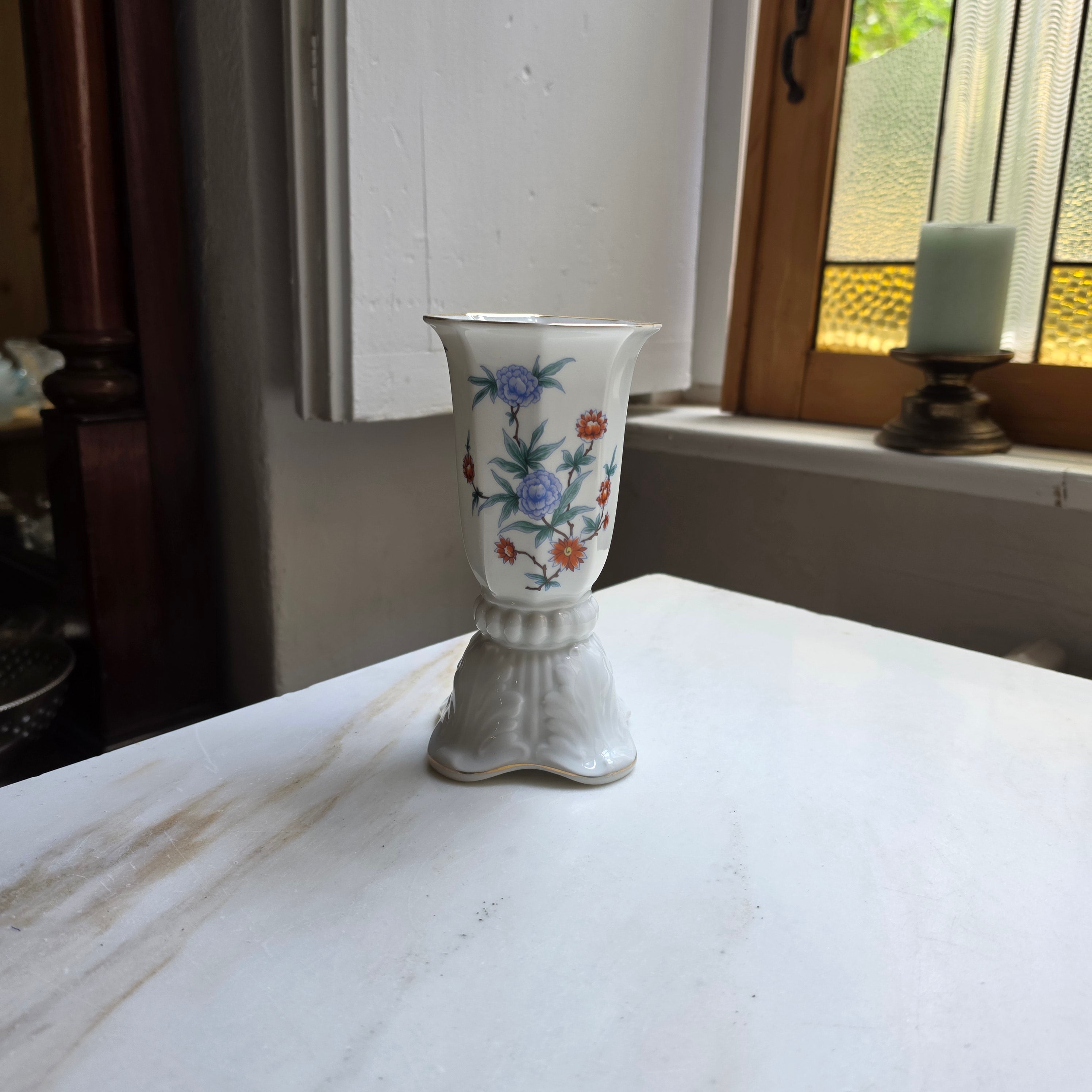 Vintage Rosenthal Porzellanfuß-Vase – Modell Ph. Rosenthal mit floralem Dekor