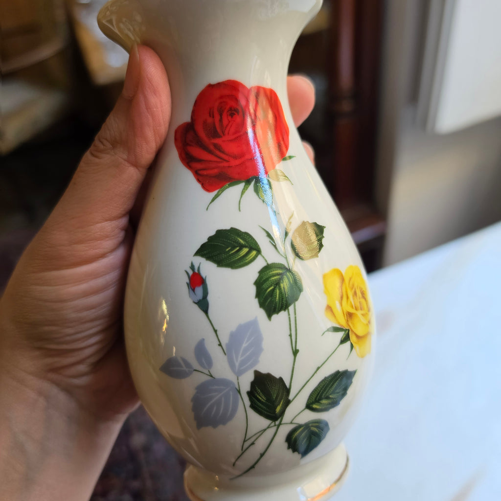Vintage Royal Bavaria Porzellanvase mit Rosenmotiv & Goldrand
