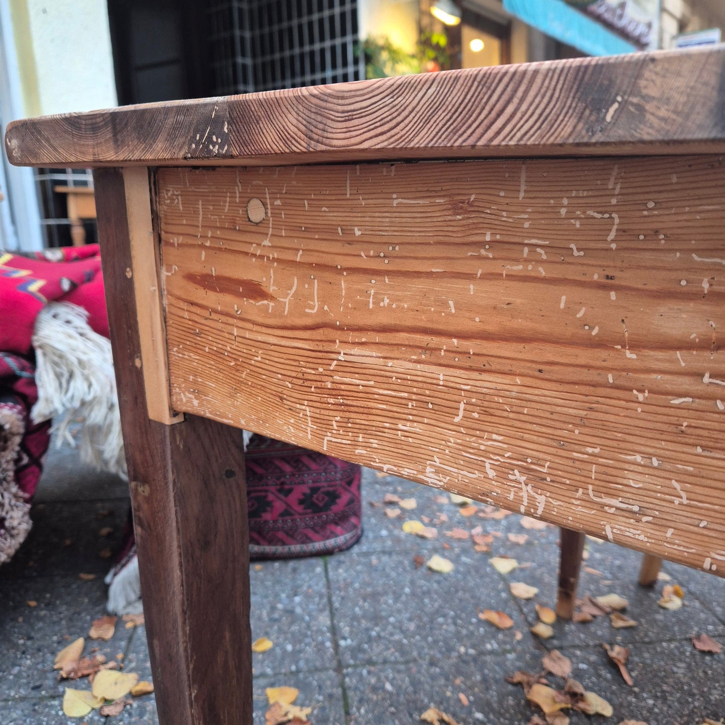 Antiker Biedermeier Tisch von 1860 mit Schublade 74x95cm Vollholz