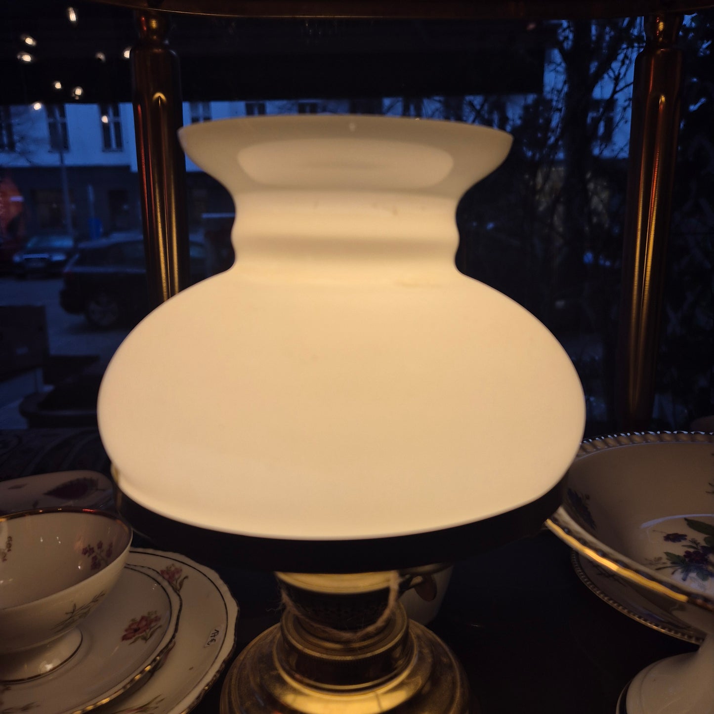 Antike Messing Petroleumlampe (ohne Schalter & mit kurzem Kabel)