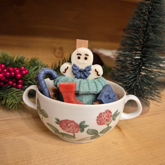 Handgemachte Sojawachskerze Weihnachtesgeschenk Sahne Lebkuchen Dessert in Antiker Porzellan Suppentasse Arzberg