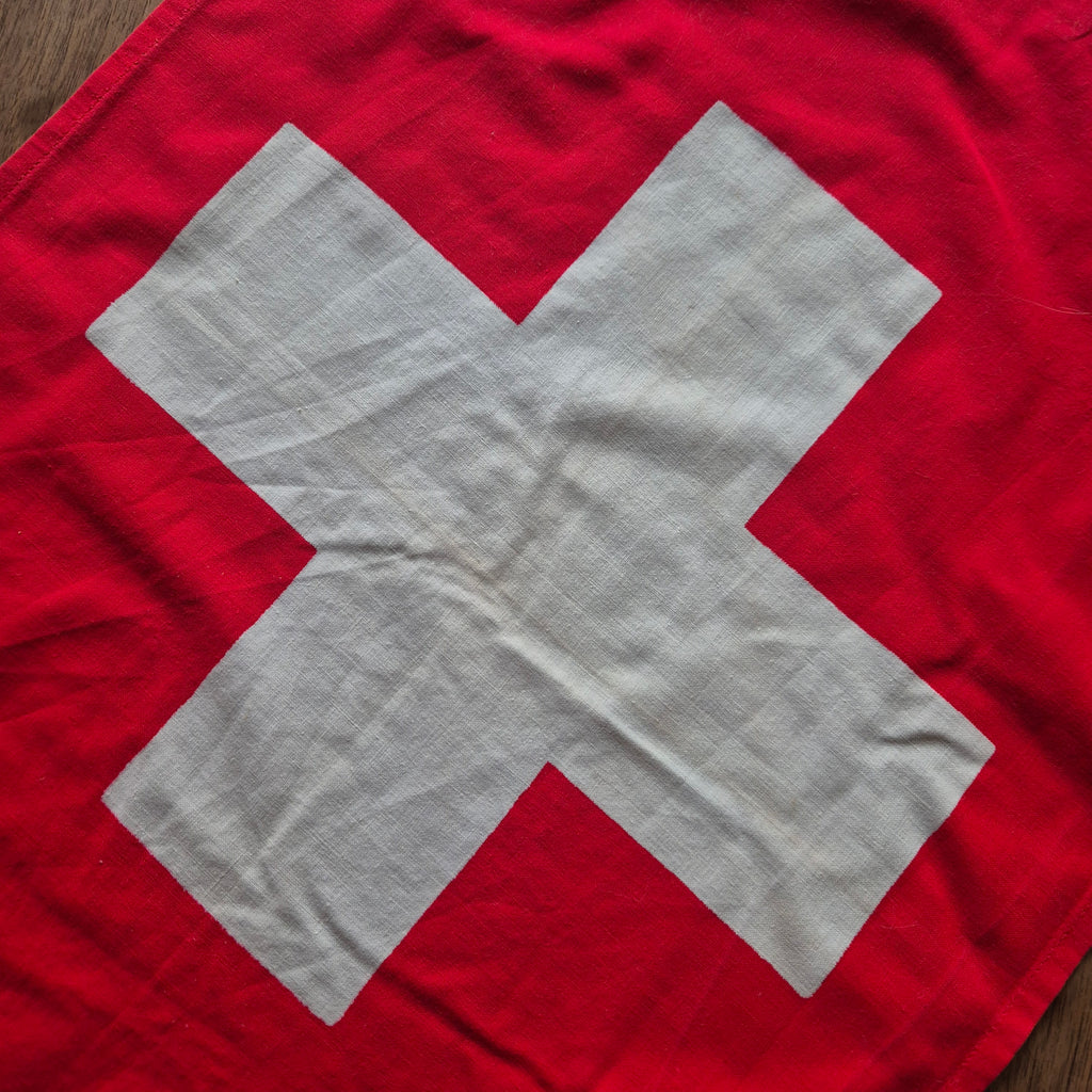 Vintage alte Stoff Flagge Schweiz weißes Kreuz 41x58cm