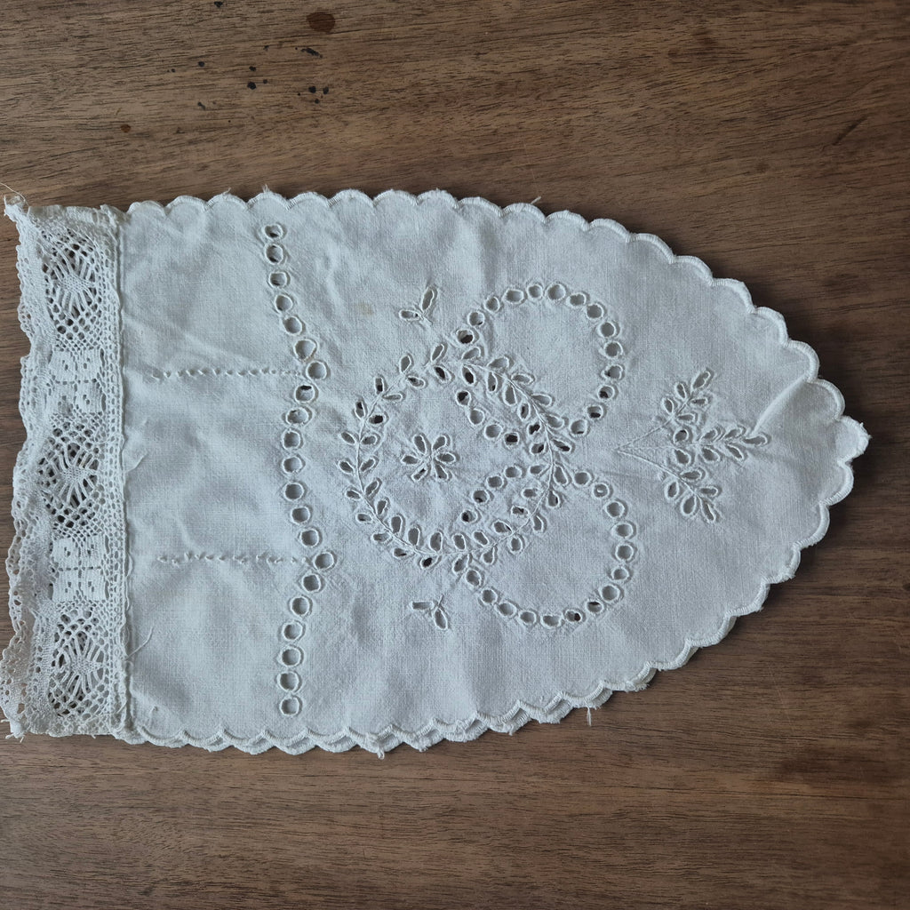 Antikes französisches kleines Deckchen Wimpel weiß Baumwolle 80x26cm